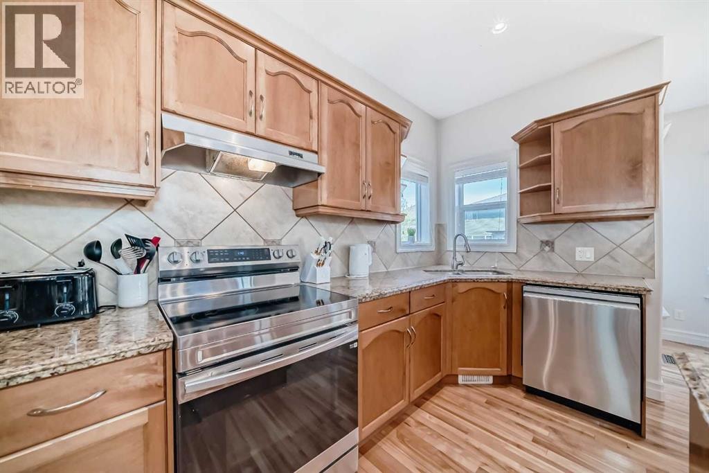 832 Coopers Square SW — photo 7