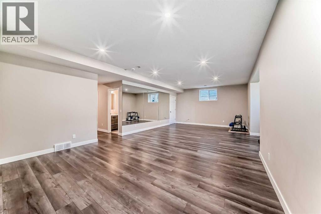 832 Coopers Square SW — photo 41