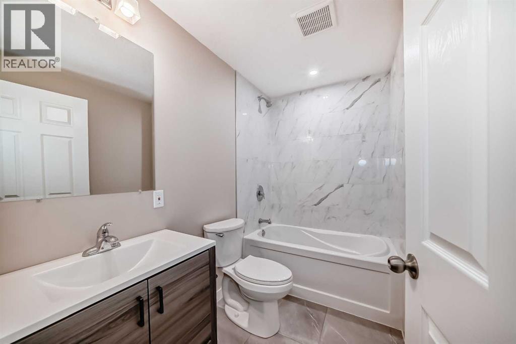 832 Coopers Square SW — photo 47