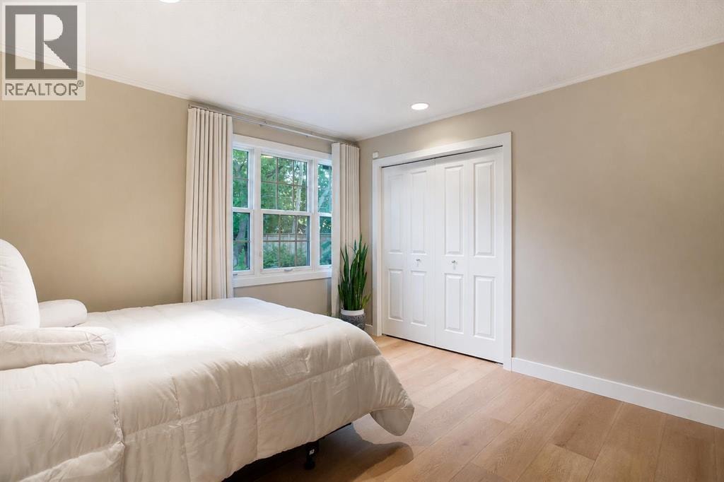 5028 Vanstone Crescent NW — photo 10