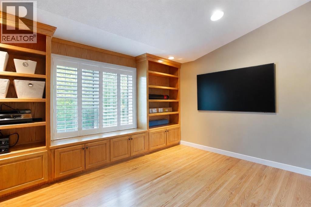 5028 Vanstone Crescent NW — photo 21