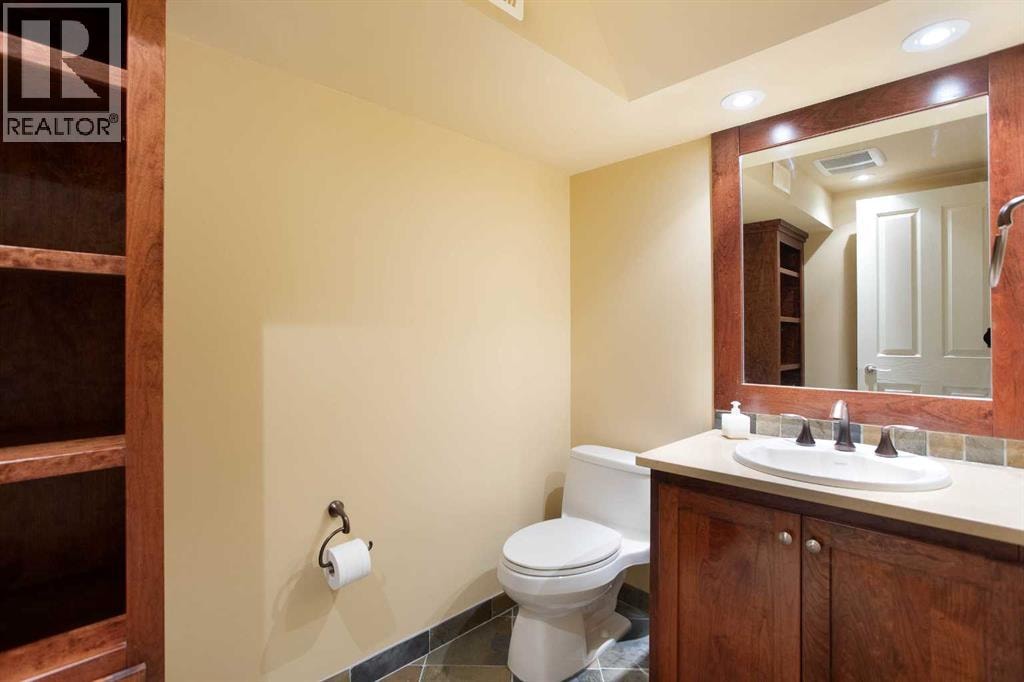 5028 Vanstone Crescent NW — photo 24