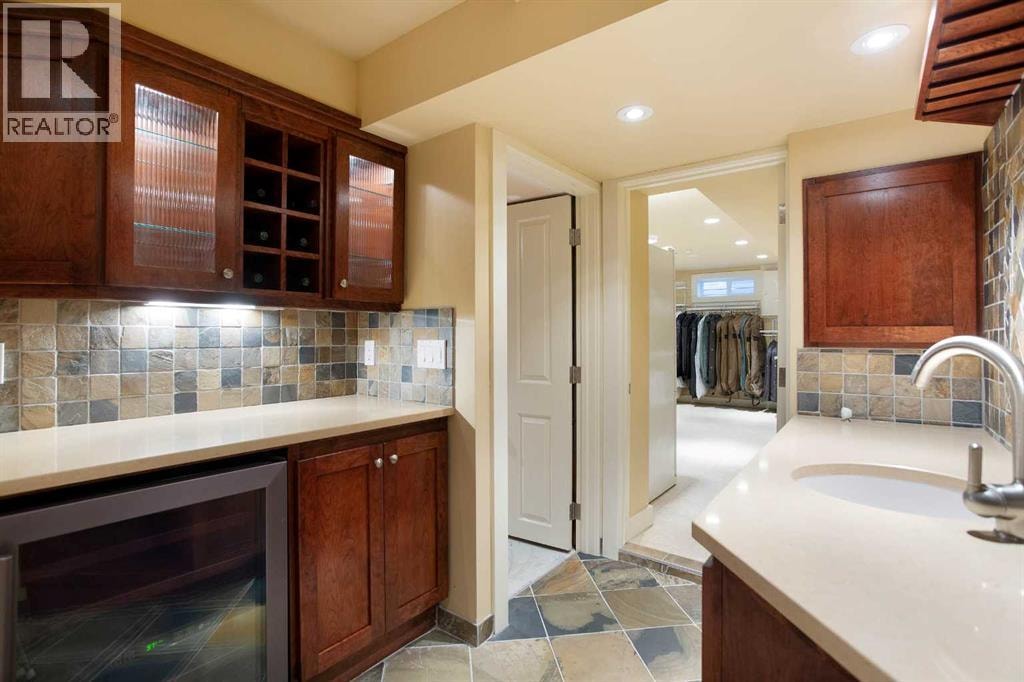 5028 Vanstone Crescent NW — photo 25