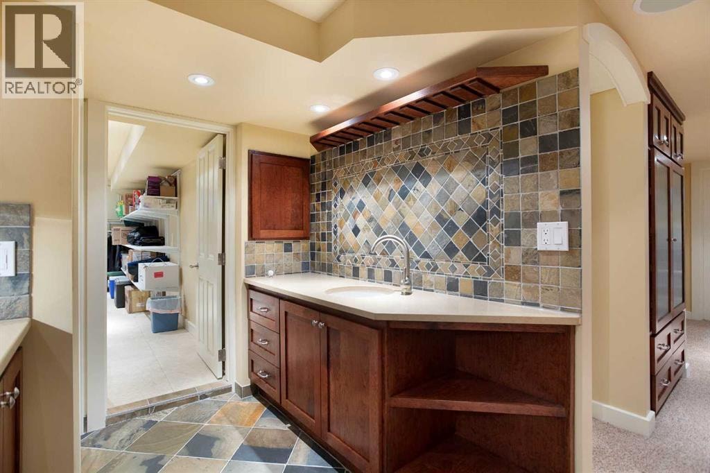 5028 Vanstone Crescent NW — photo 26