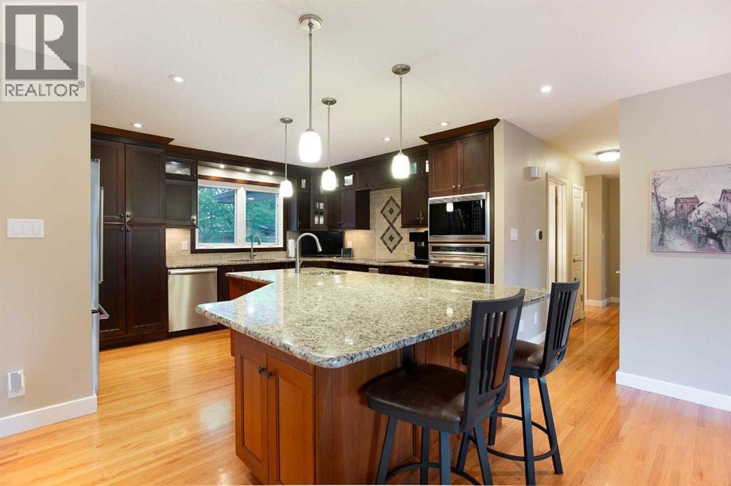 5028 Vanstone Crescent NW — photo 5