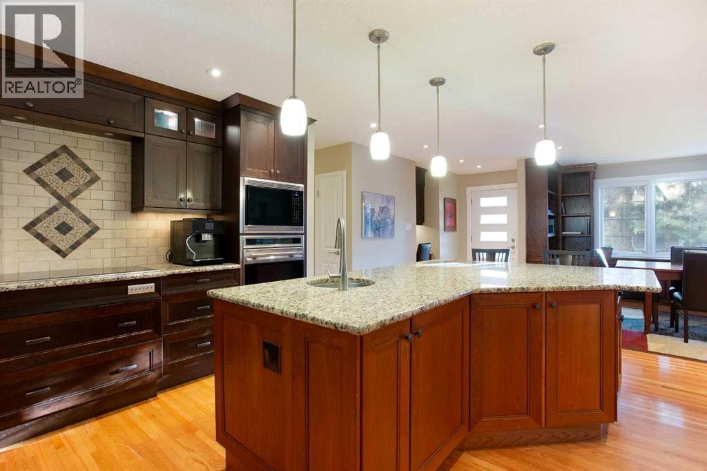 5028 Vanstone Crescent NW — photo 8