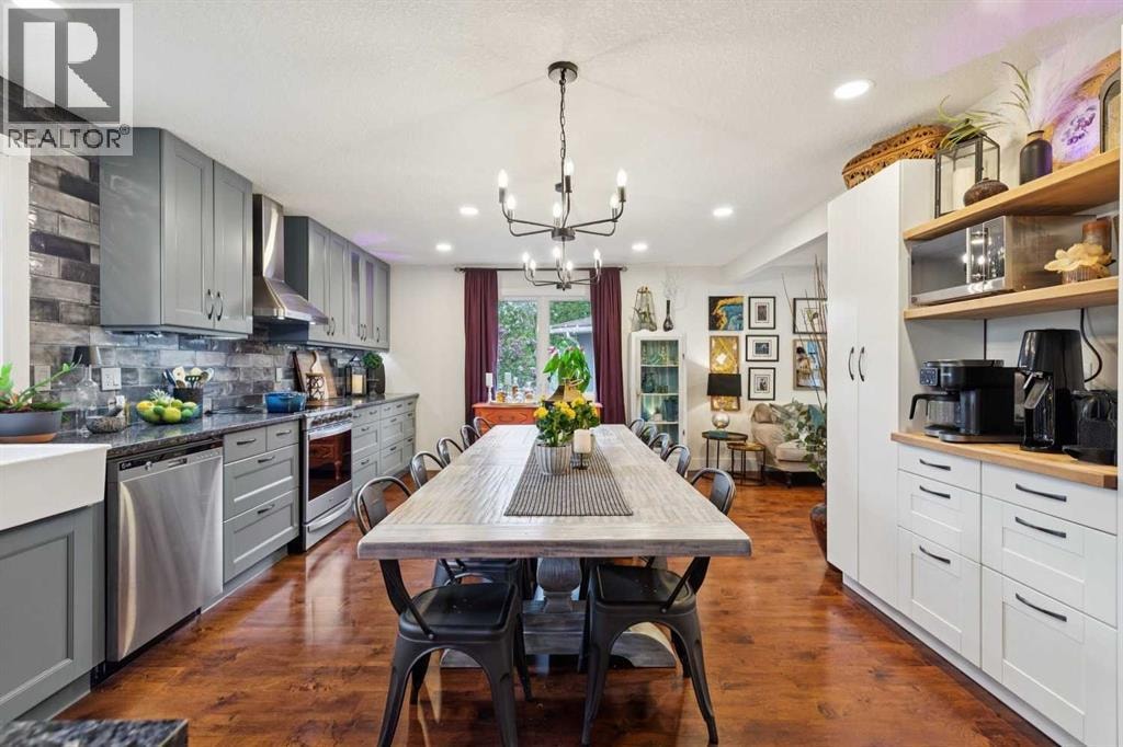 444 Bracewood Crescent SW — photo 8