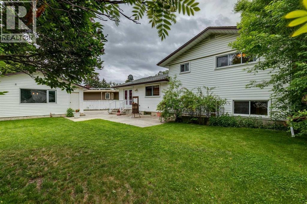 5036 Vallance Crescent NW — photo 29