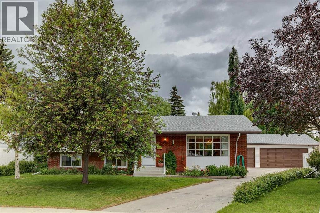 5036 Vallance Crescent NW