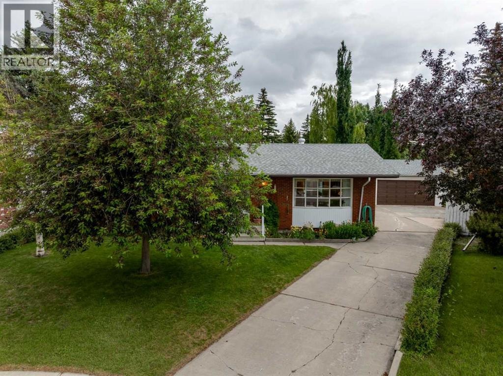 5036 Vallance Crescent NW — photo 32