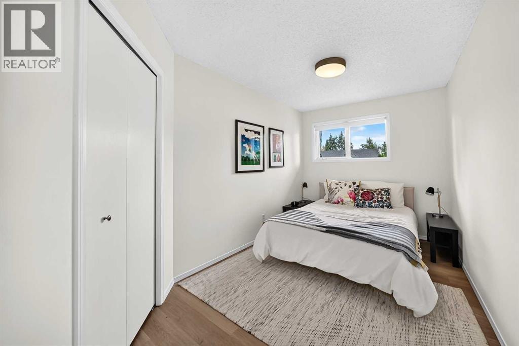 344 Canterville Drive SW — photo 36