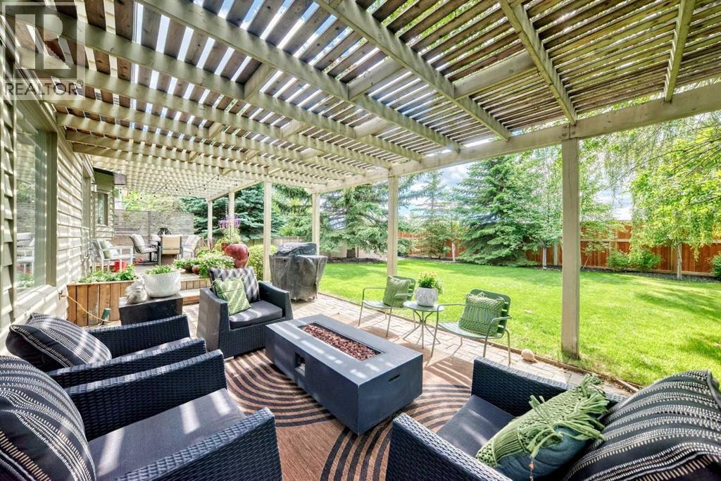 344 Canterville Drive SW — photo 42