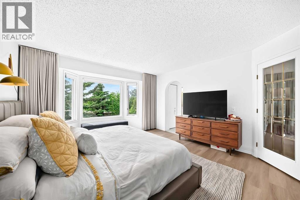 344 Canterville Drive SW — photo 30
