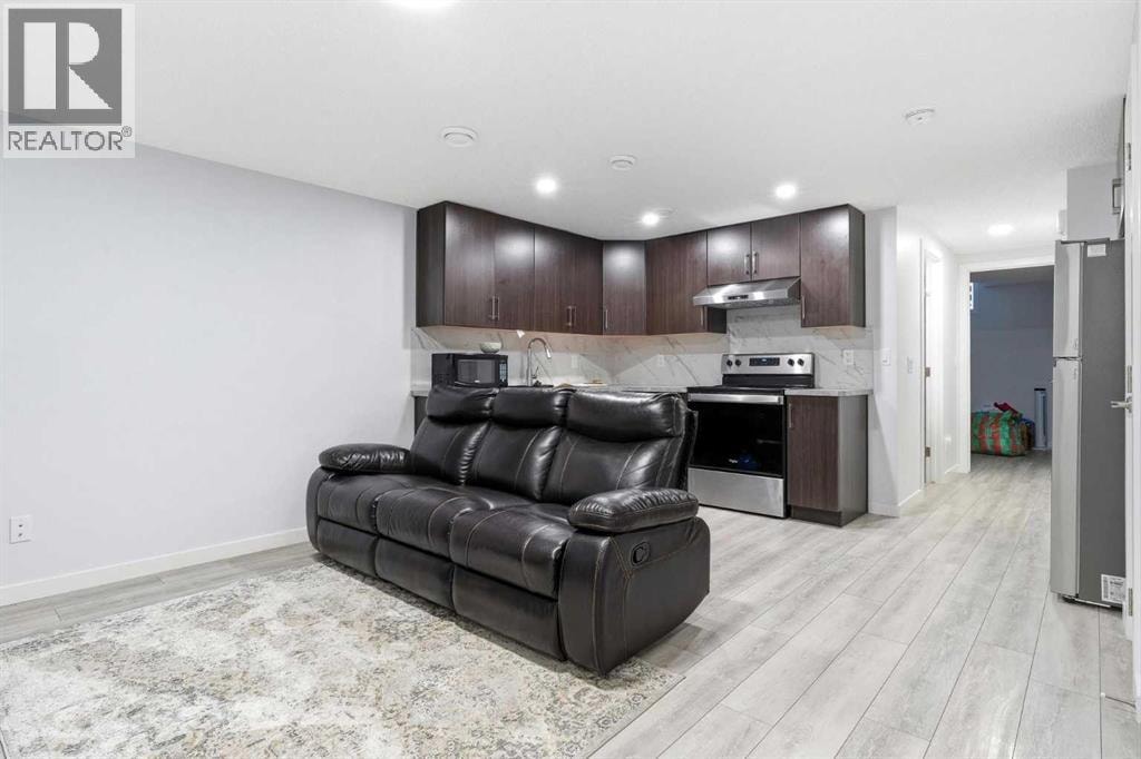 44 Amblefield Avenue NW — photo 25