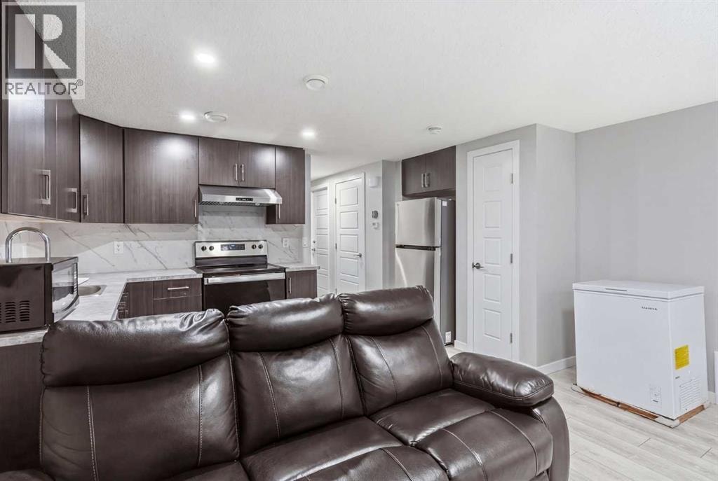 44 Amblefield Avenue NW — photo 28