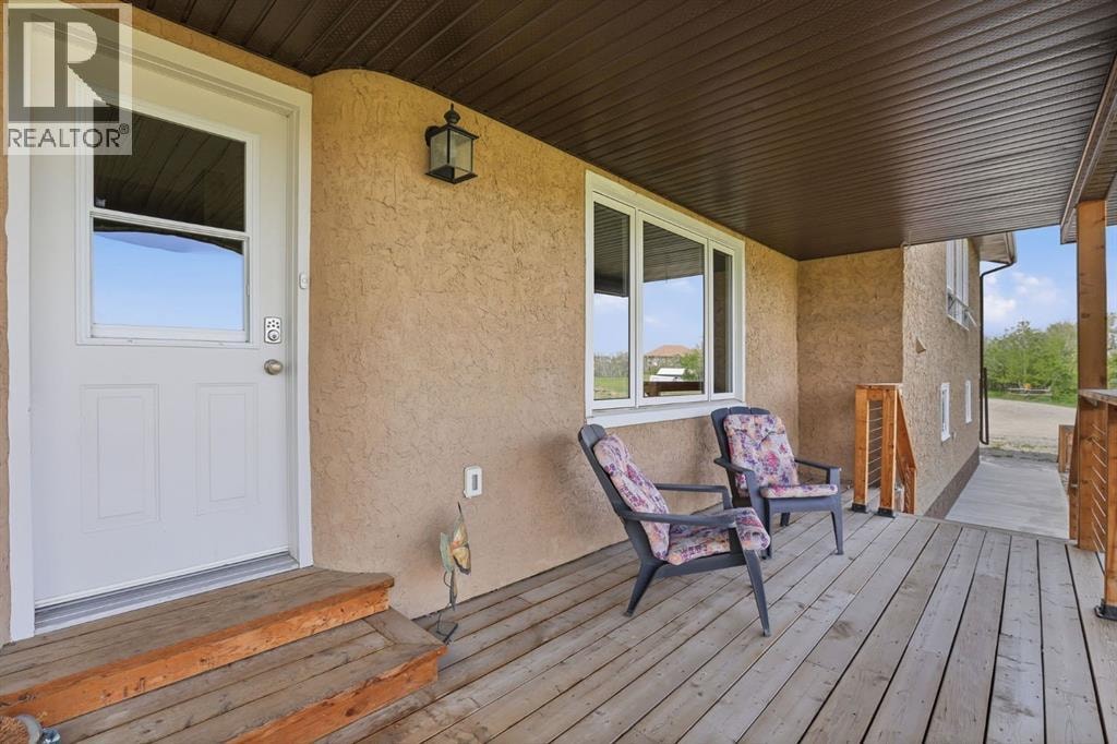 34 Oak Avenue — photo 2