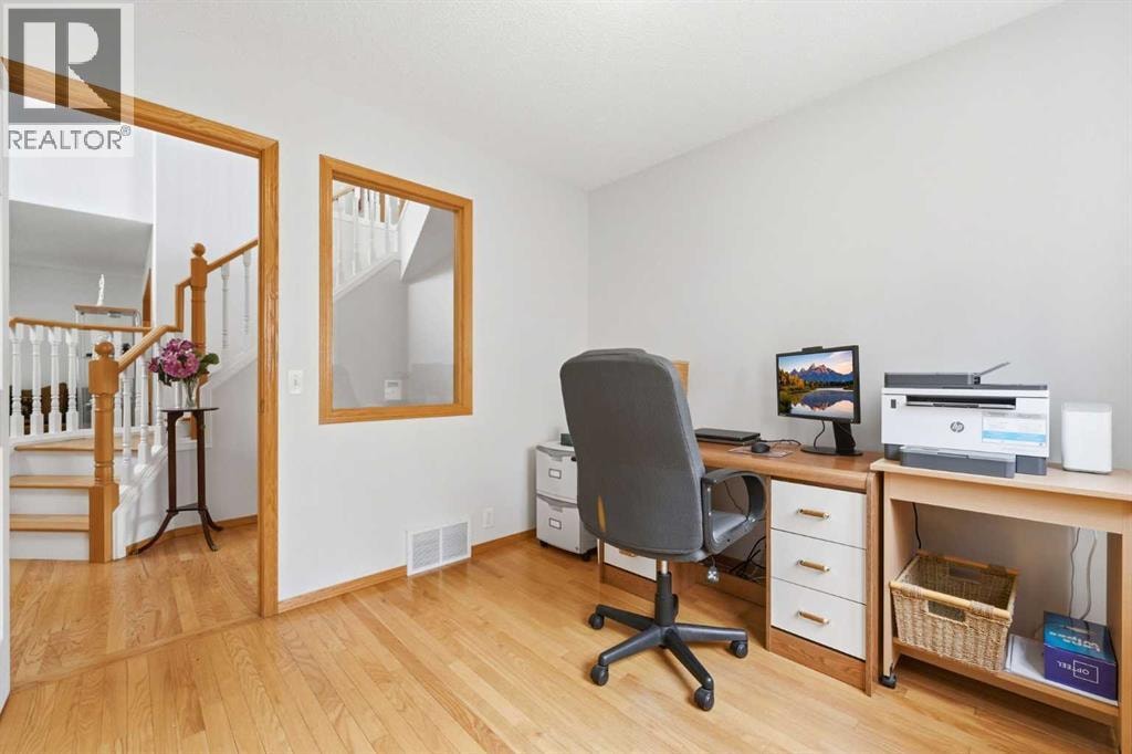 67 Sienna Heights Way SW — photo 8
