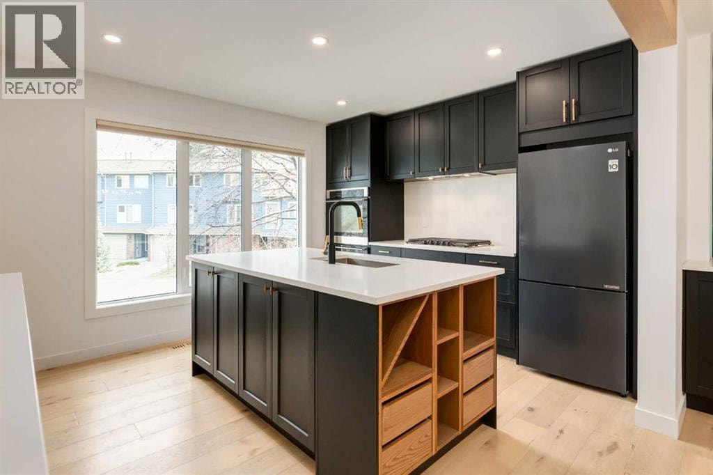 256 Point Mckay Terrace NW — photo 8