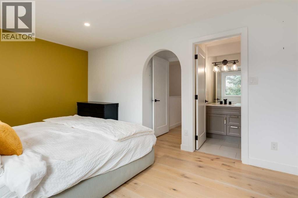 256 Point Mckay Terrace NW — photo 26