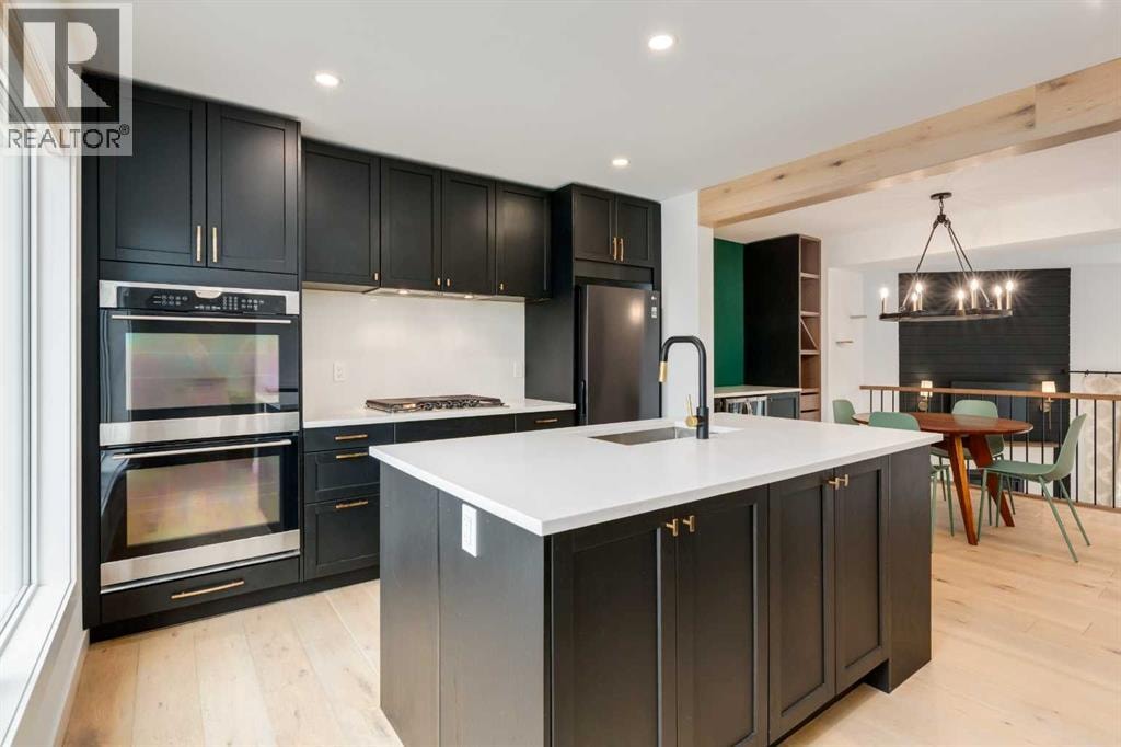 256 Point Mckay Terrace NW — photo 7
