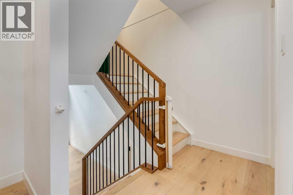 256 Point Mckay Terrace NW — photo 22