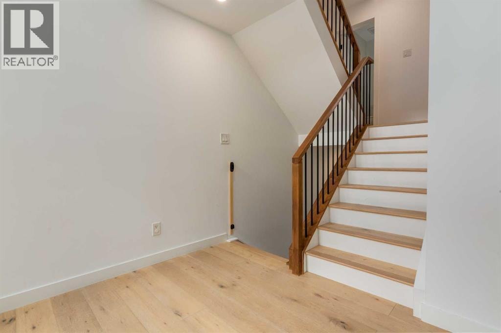 256 Point Mckay Terrace NW — photo 27