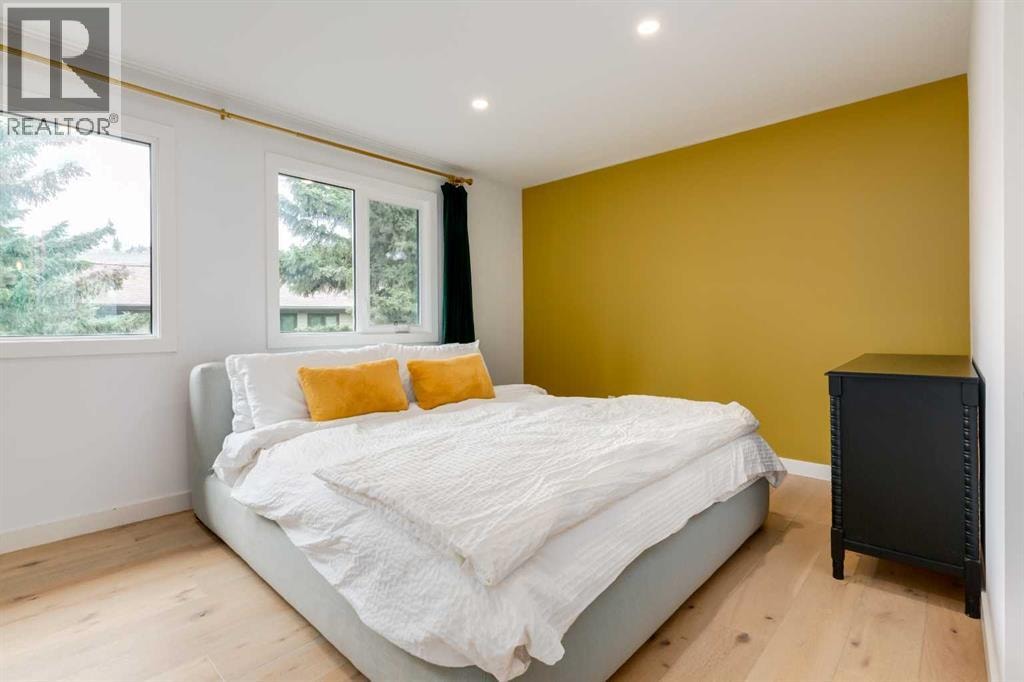 256 Point Mckay Terrace NW — photo 25