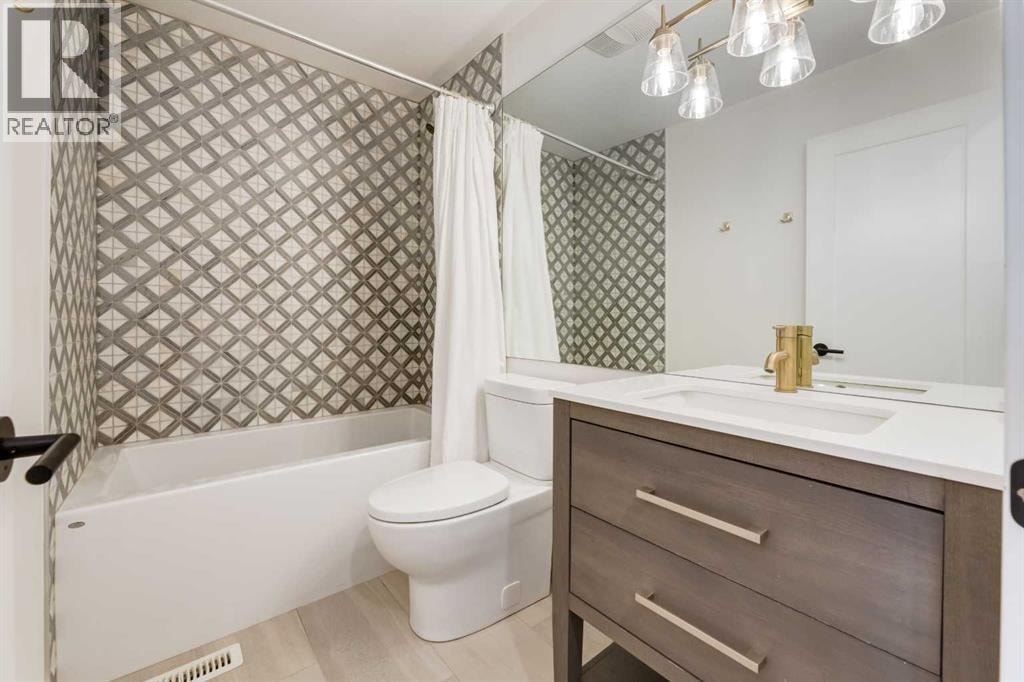 256 Point Mckay Terrace NW — photo 30