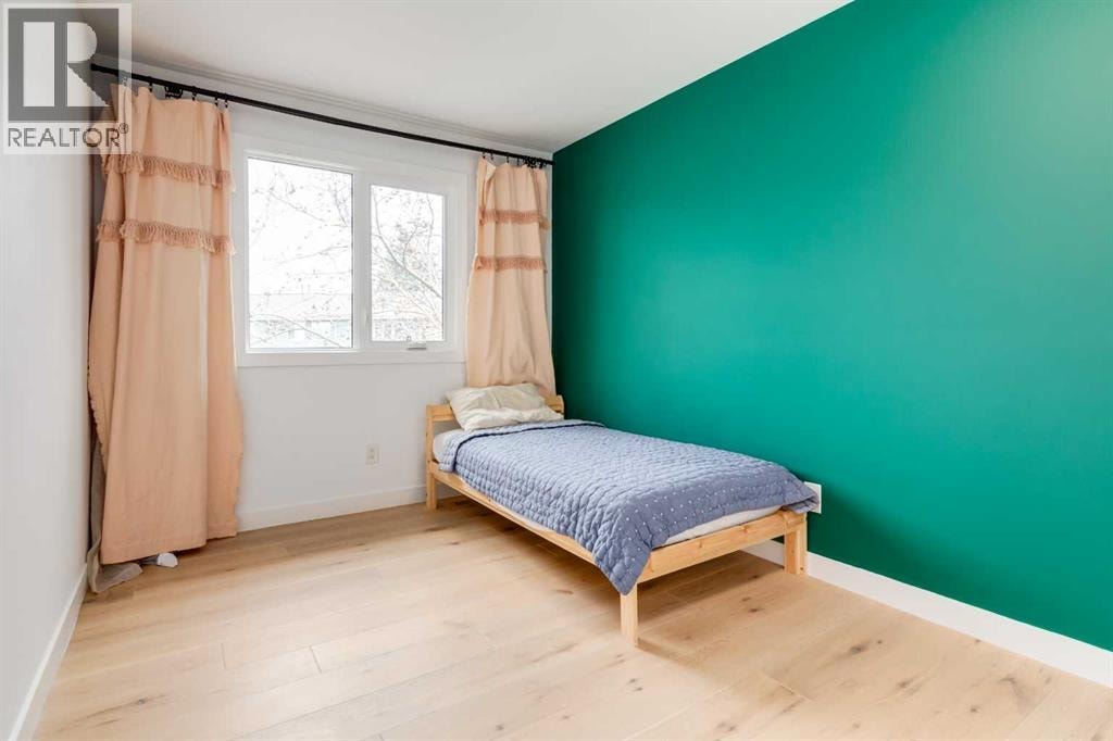 256 Point Mckay Terrace NW — photo 29