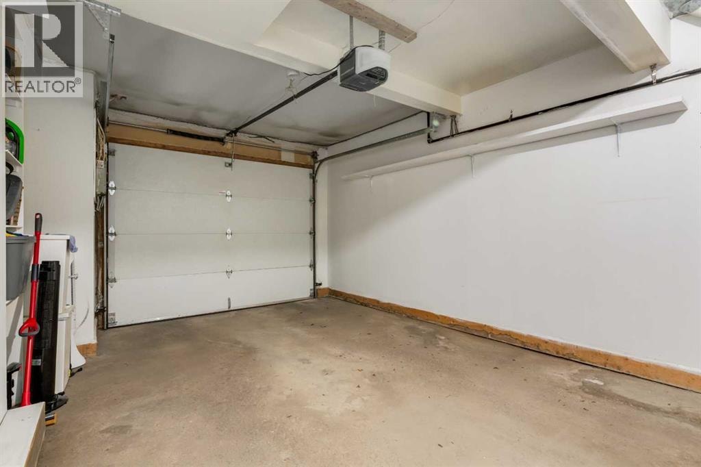 256 Point Mckay Terrace NW — photo 39