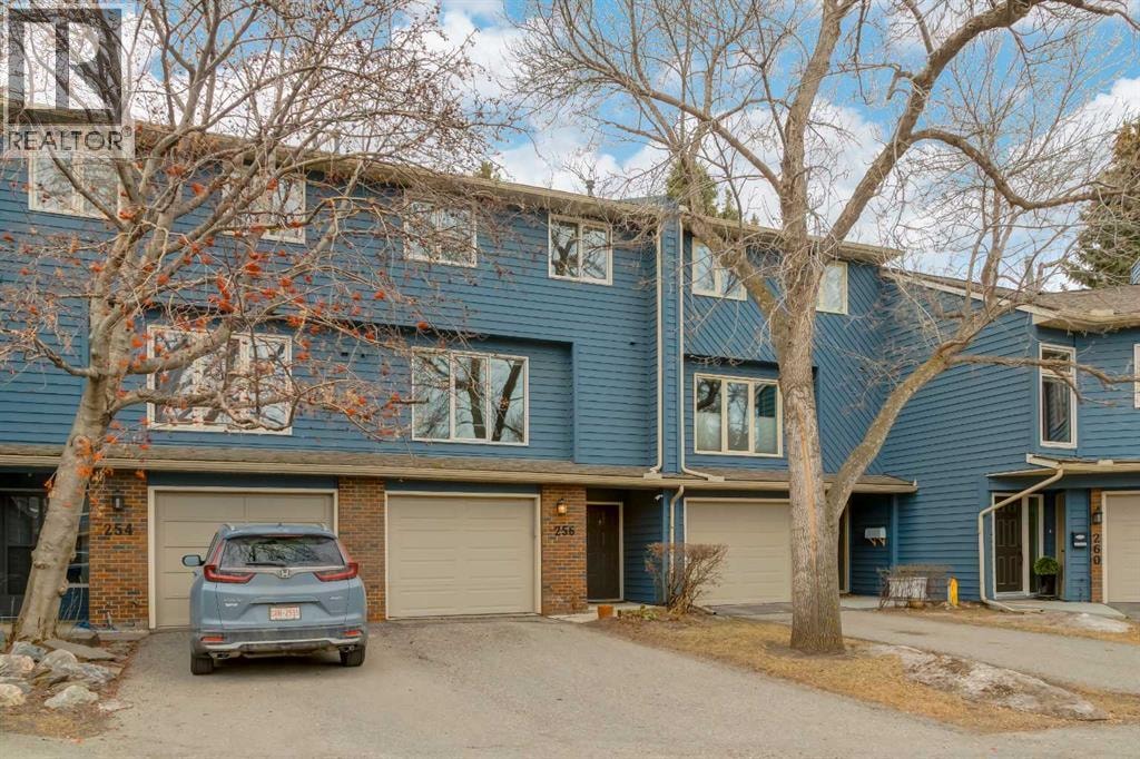 256 Point Mckay Terrace NW — photo 35
