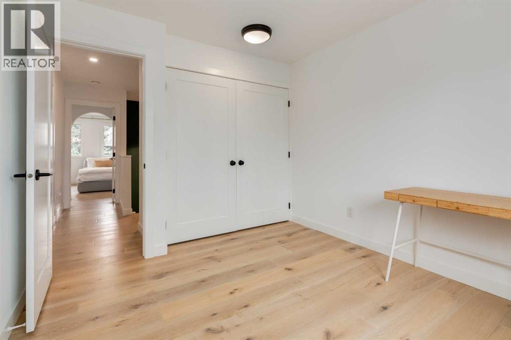 256 Point Mckay Terrace NW — photo 32