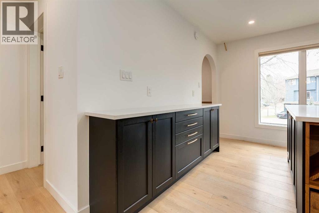 256 Point Mckay Terrace NW — photo 12