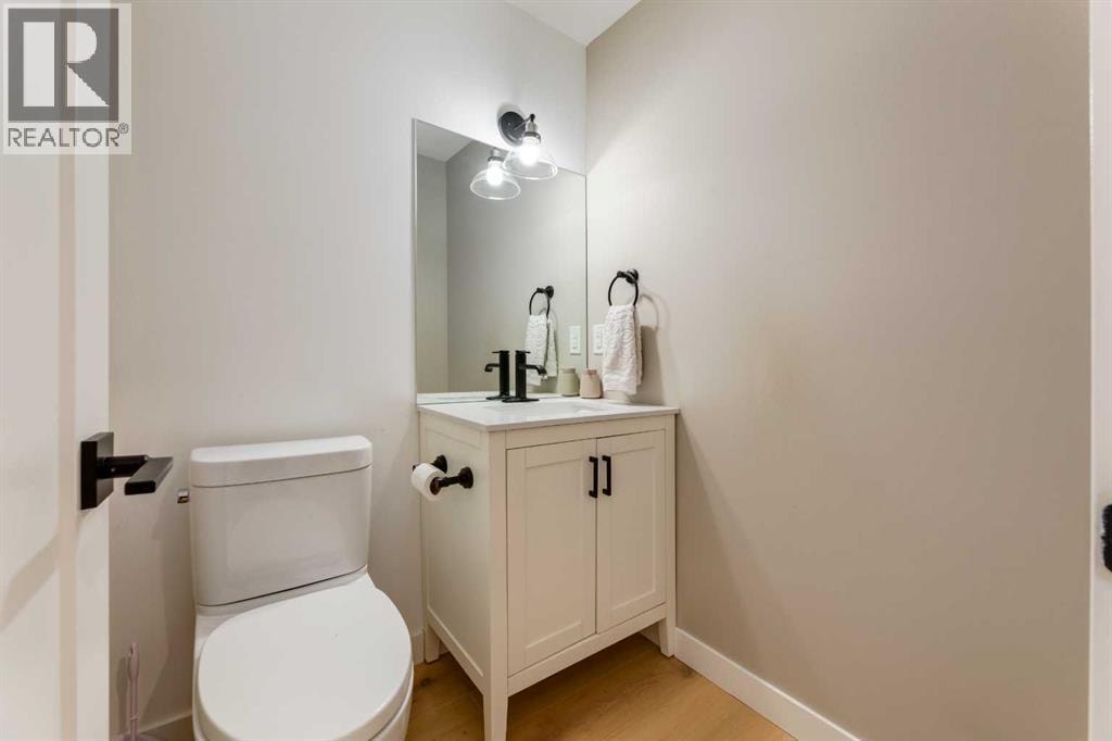 256 Point Mckay Terrace NW — photo 21