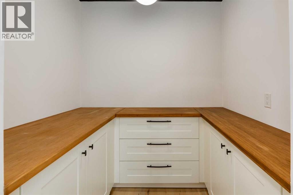 256 Point Mckay Terrace NW — photo 20