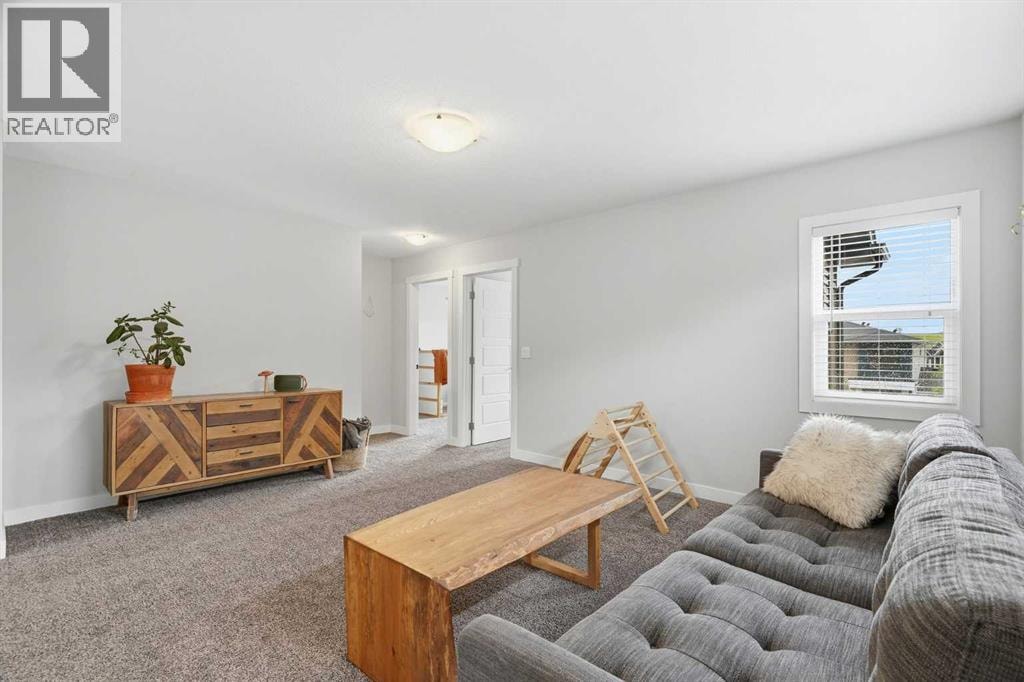 26 Crestbrook Drive SW — photo 11