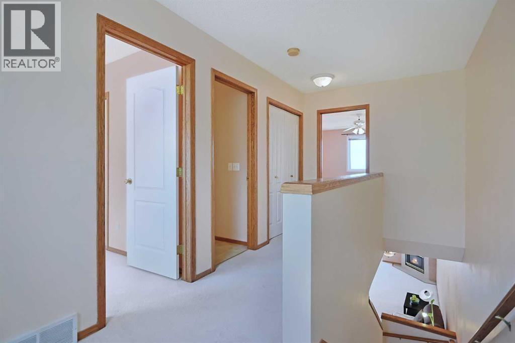 78 Hamptons Link NW — photo 16