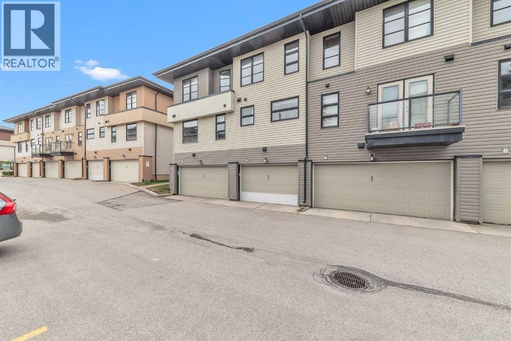 55 Aspen Hill Green SW — photo 32