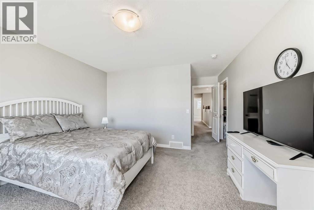 615 Kingsmere Way SE — photo 24