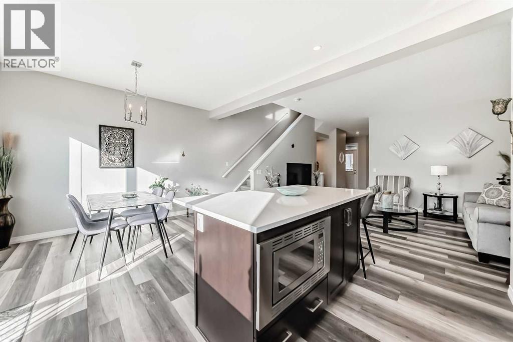 615 Kingsmere Way SE — photo 8
