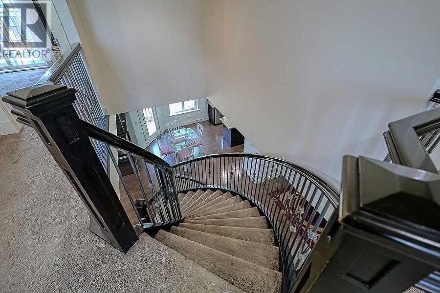 16 Rockcliff Point NW — photo 21