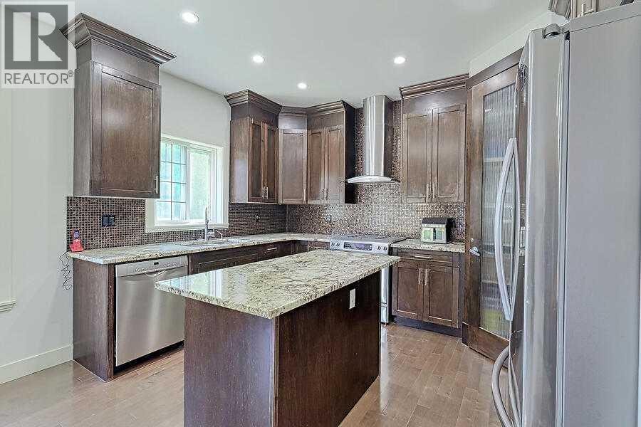 16 Rockcliff Point NW — photo 11