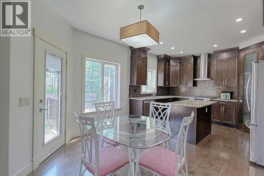 16 Rockcliff Point NW — photo 8