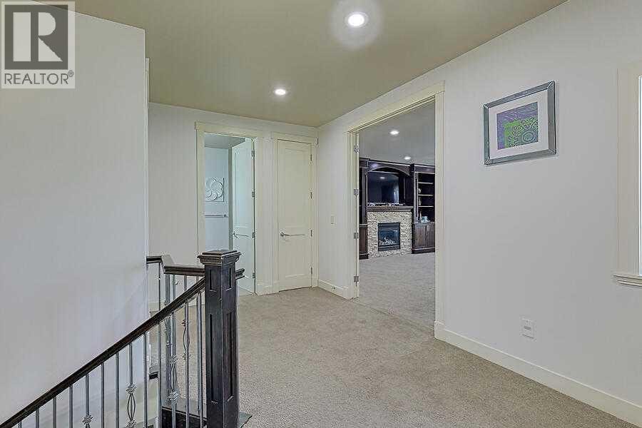 16 Rockcliff Point NW — photo 22