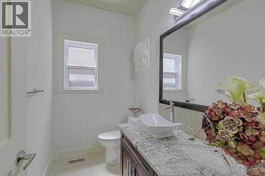 16 Rockcliff Point NW — photo 17