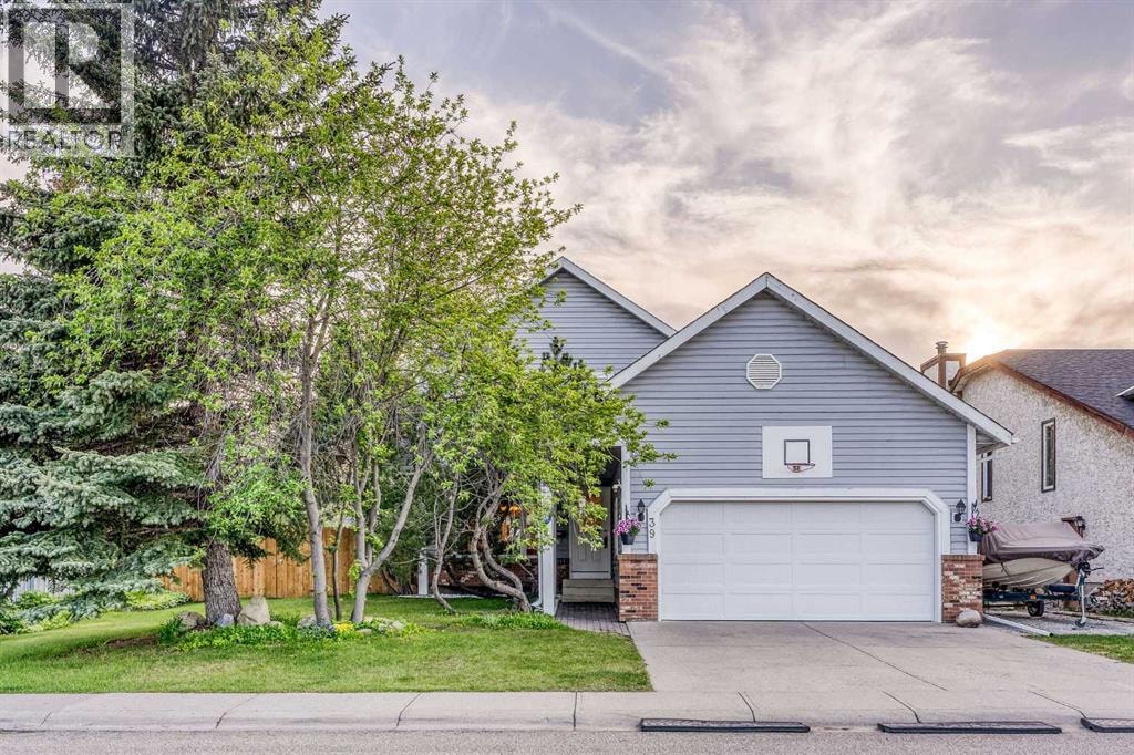 39 Woodmont Way — photo 1