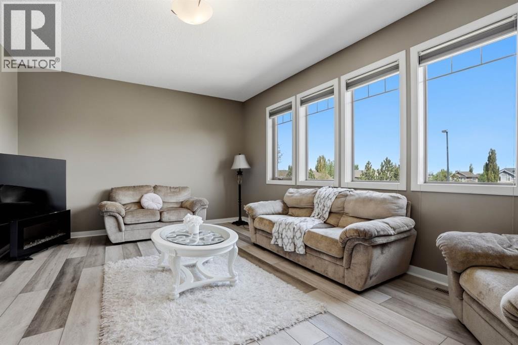 105 Cranridge Heights SE — photo 33