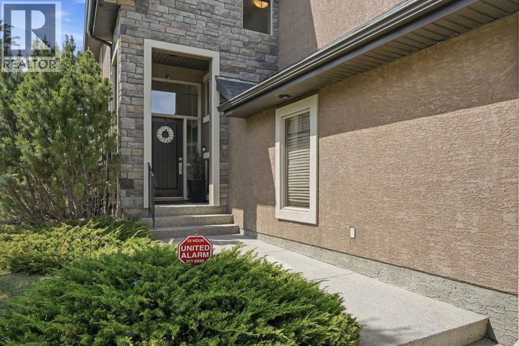 105 Cranridge Heights SE — photo 4