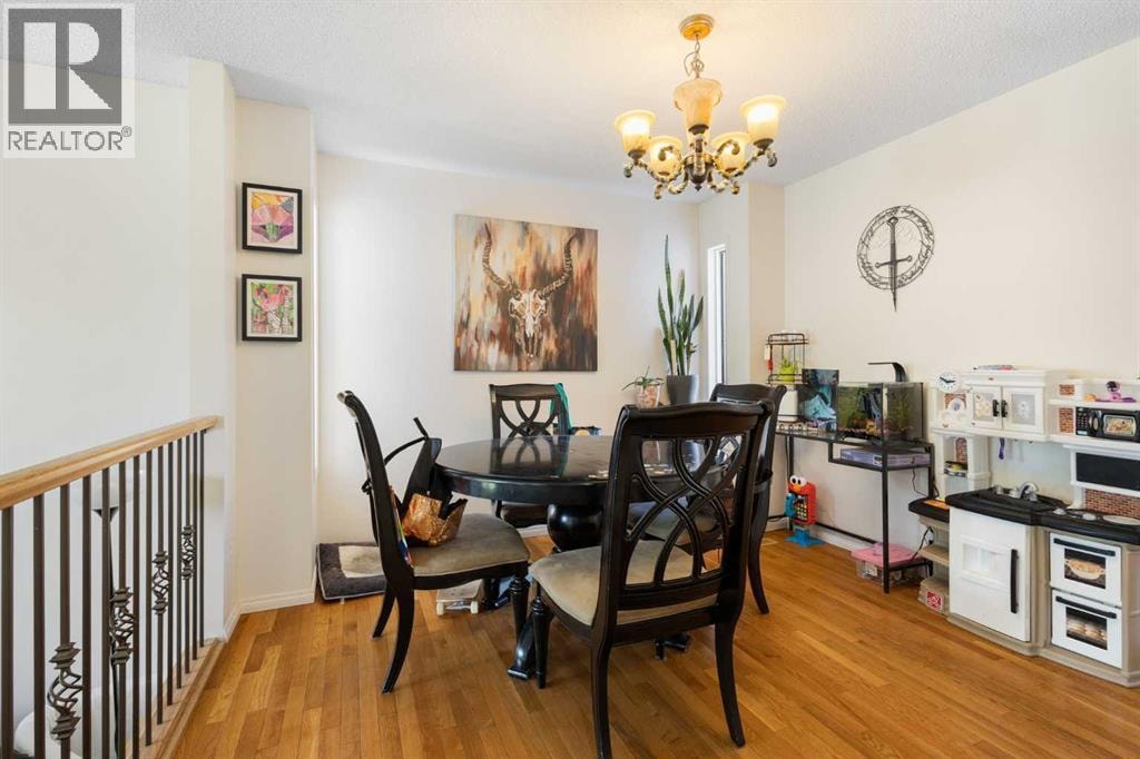 27 Erin Green Place SE — photo 9