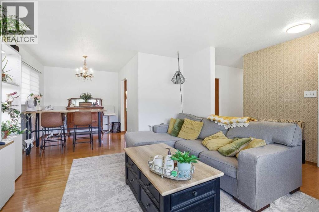 9020 Fairmount Drive SE — photo 9